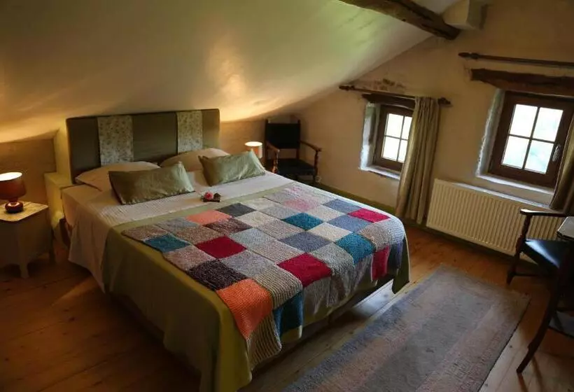 Aamiaismajoitus (B&B) Les Grandes Fontaines