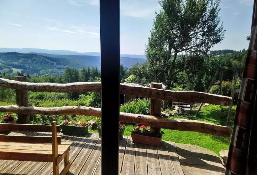 Aamiaismajoitus (B&B) Les Grandes Fontaines