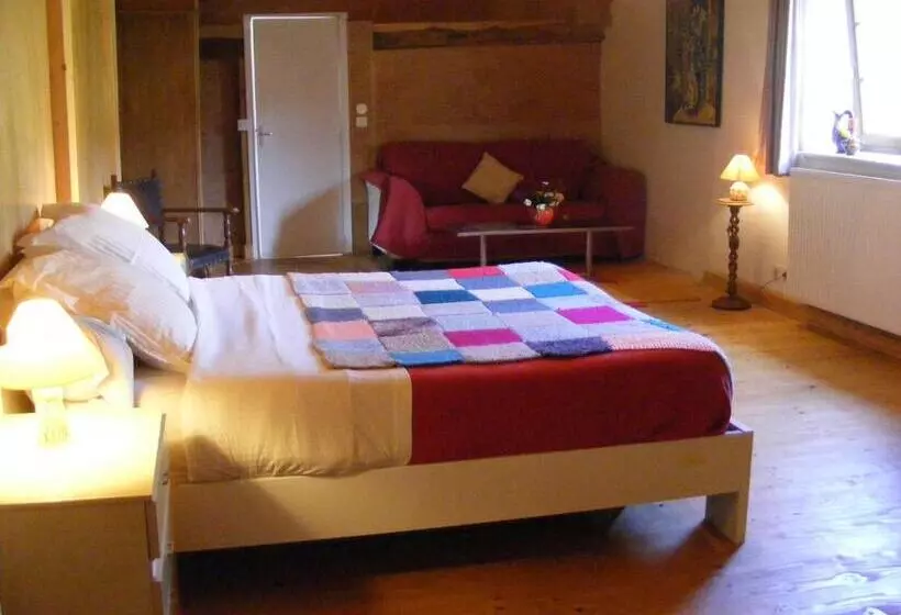 Aamiaismajoitus (B&B) Les Grandes Fontaines