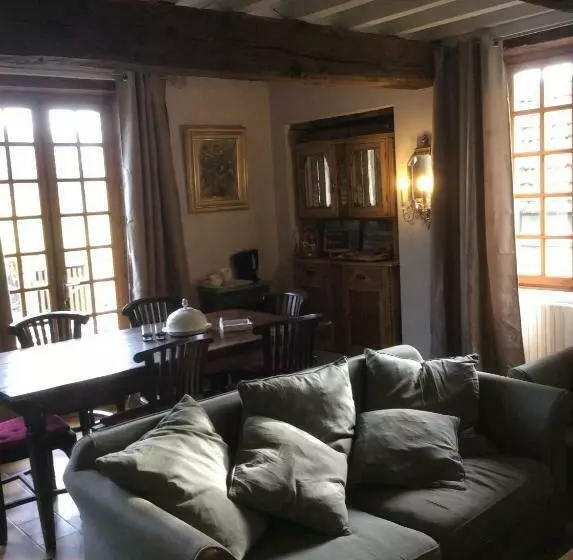 ベッドアンドブレックファースト Maison Les Carrieres