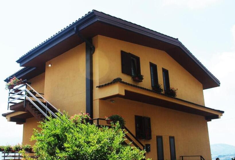 住宿加早餐 Mansarda Fiorita