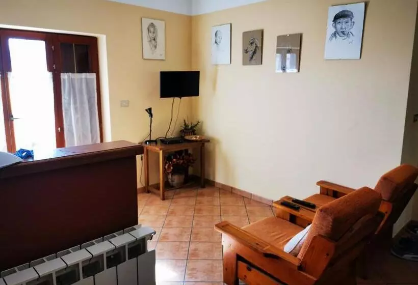 Aamiaismajoitus (B&B) Mansarda Fiorita