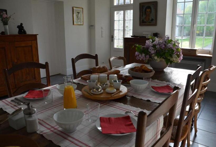 住宿加早餐  Moulin Saurele