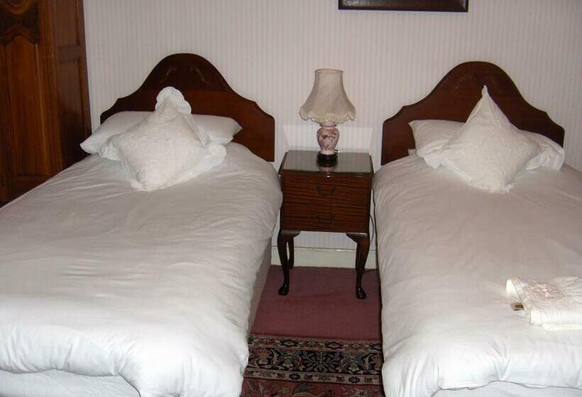 ベッドアンドブレックファースト The Old School House Mordington