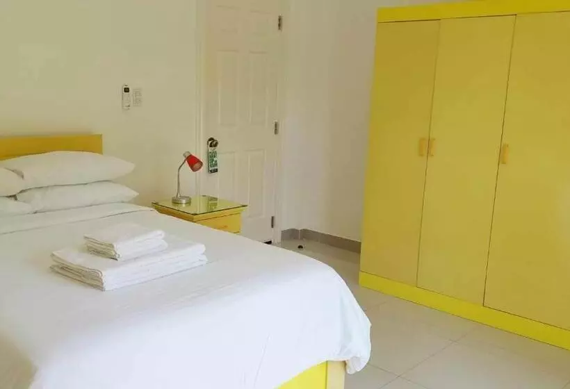 Bohol White House Bed & Breakfast