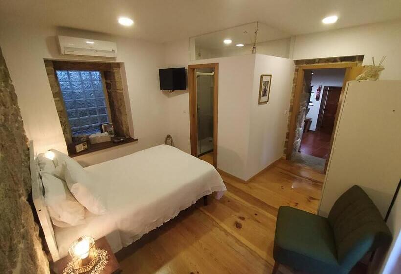 Отель Casinhas Da Levada