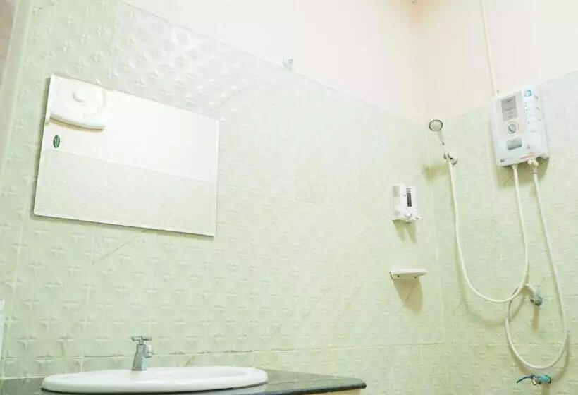 Hotelli Kong Krid Resort