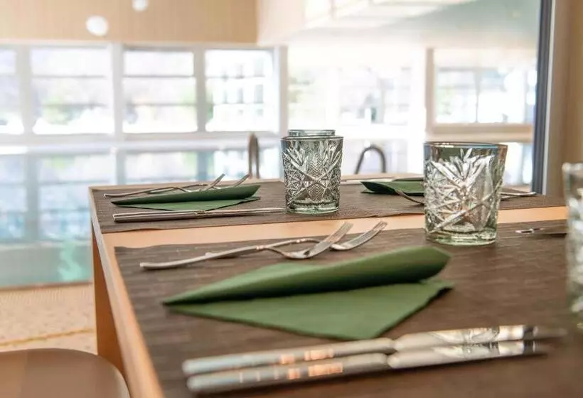 Hotelli Lintharena Ag