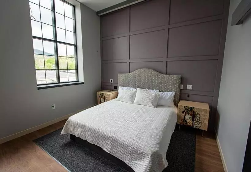 ホテル The Schoolhouse