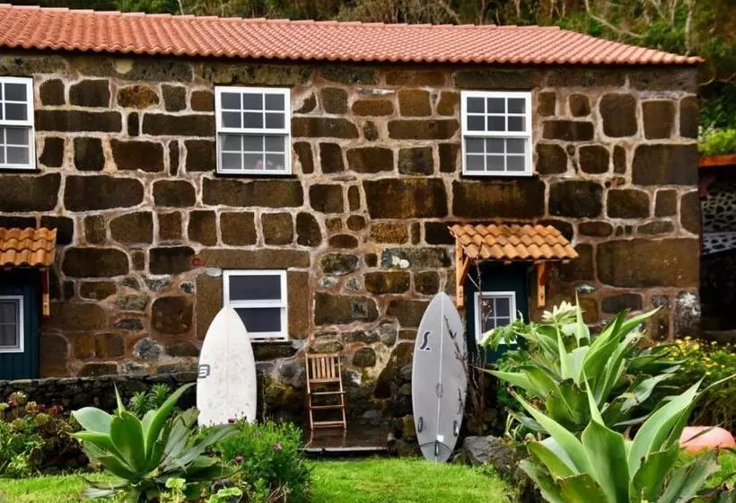 ペンション Caldeira Guesthouse