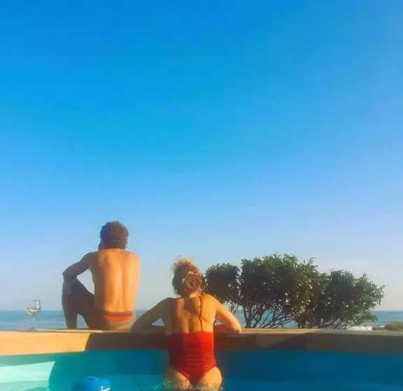 ペンション Caldeira Guesthouse