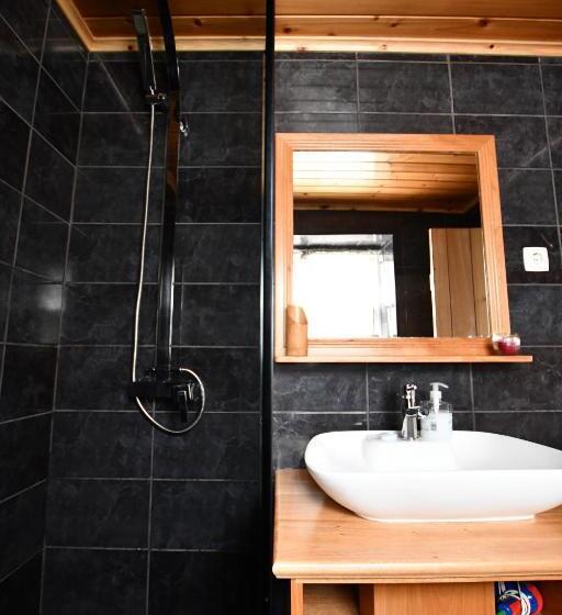 פנסיון Caldeira Guesthouse