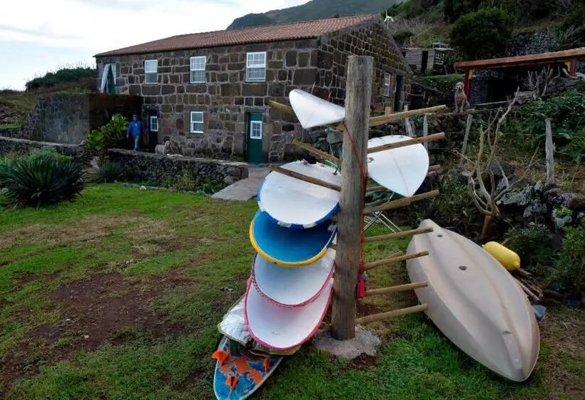 ペンション Caldeira Guesthouse