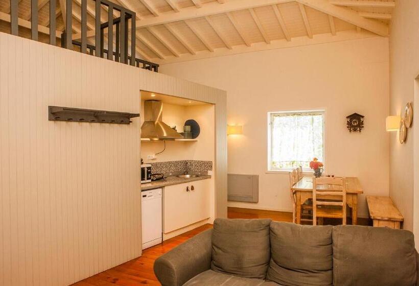 بنسيون Casal De Tralhariz   Turismo De Habitacao