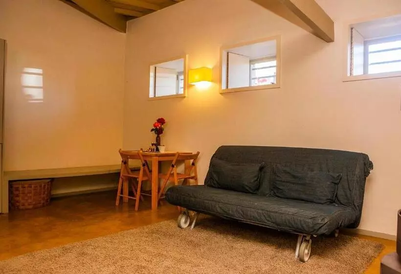 Majatalo Casal De Tralhariz   Turismo De Habitacao