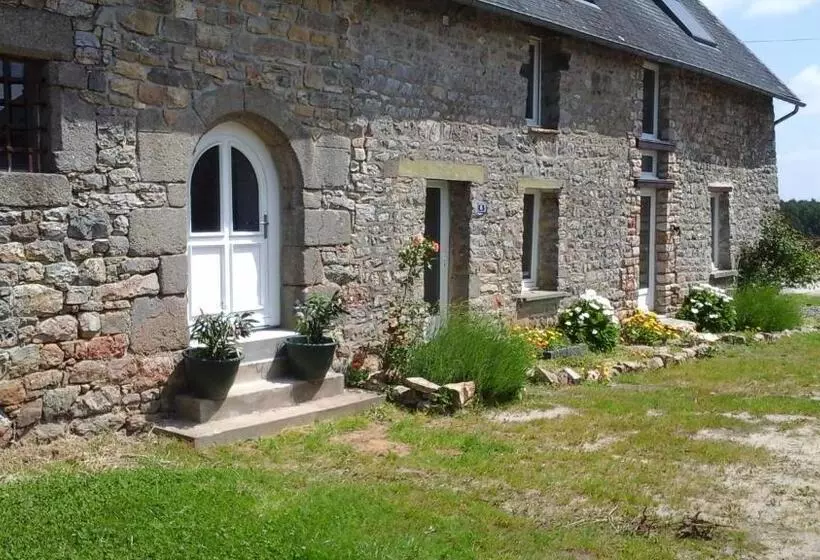 ペンション Chambre D Hôtes La Ruzardière