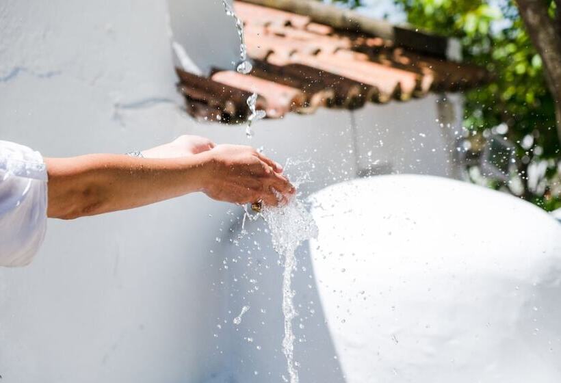 بنسيون Eighteen21 Houses Casa Dos Condes