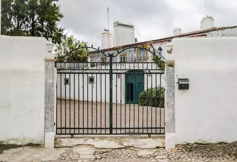 ペンション Eighteen21 Houses   Casa Dos Condes