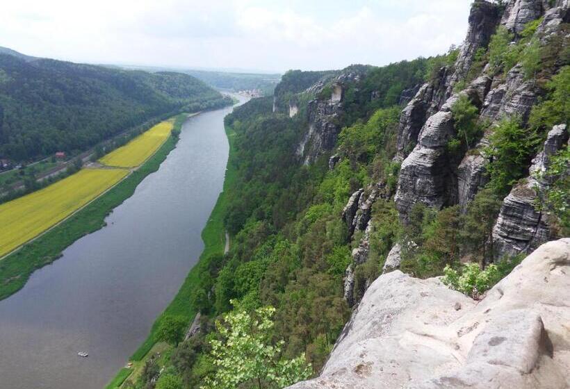 ペンション Heidebistro