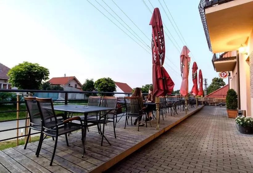 Majatalo Penzión Vendelín