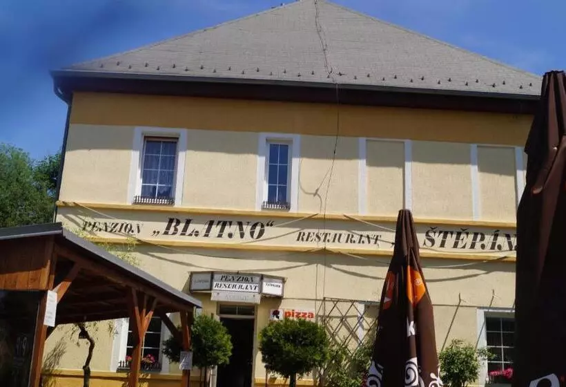 Majatalo Penzion Blatno