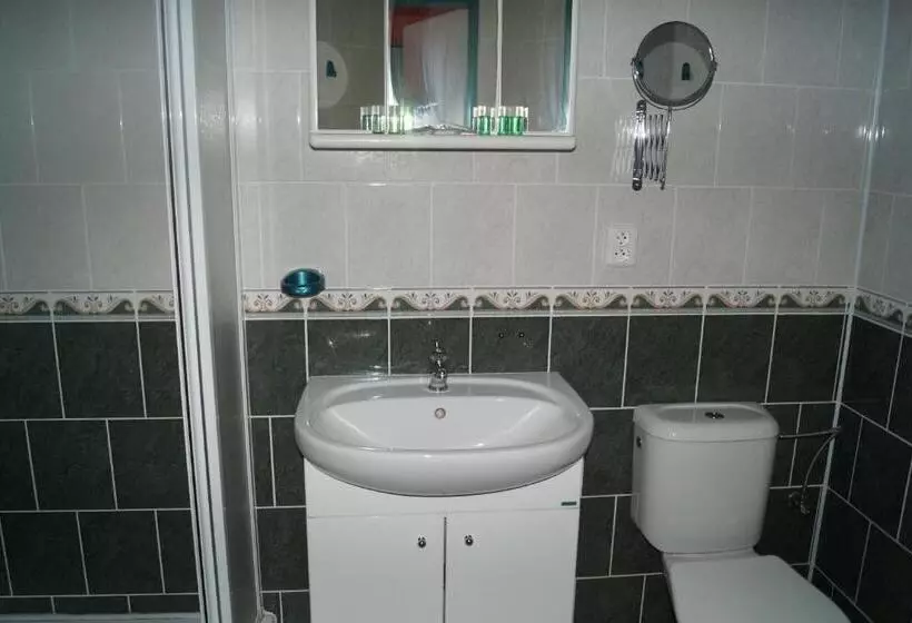 Majatalo Penzion Blatno