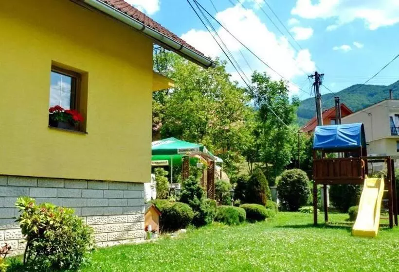 Majatalo Relax Penzion U Adama