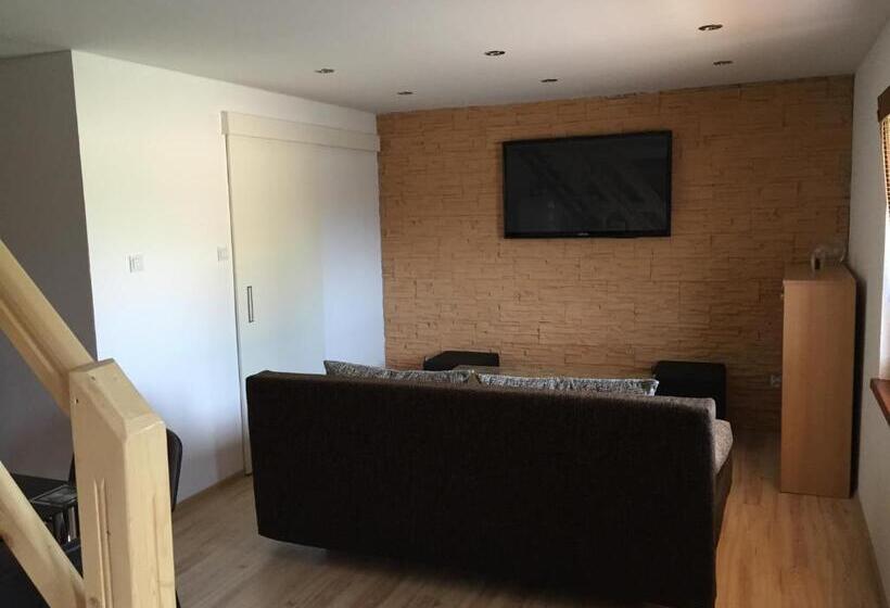 Пансион Ubytovanie Joli