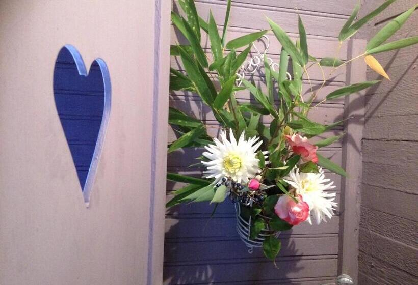 פנסיון Une Roulotte à La Campagne