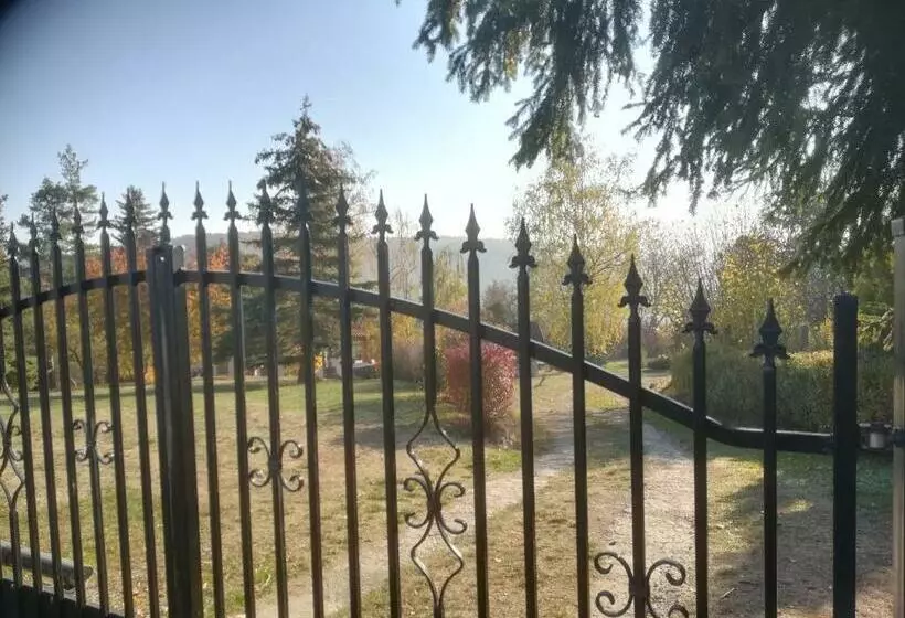 Majatalo Villa Blanka