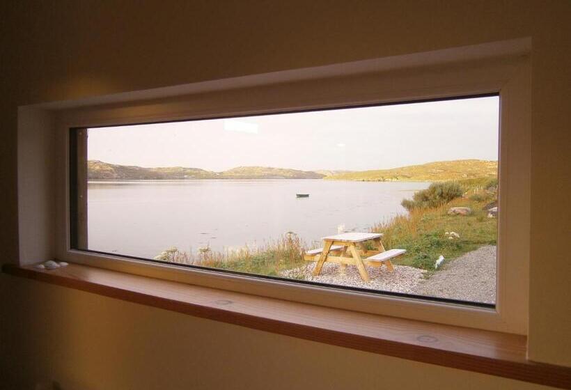 Albergue Otter Bunkhouse