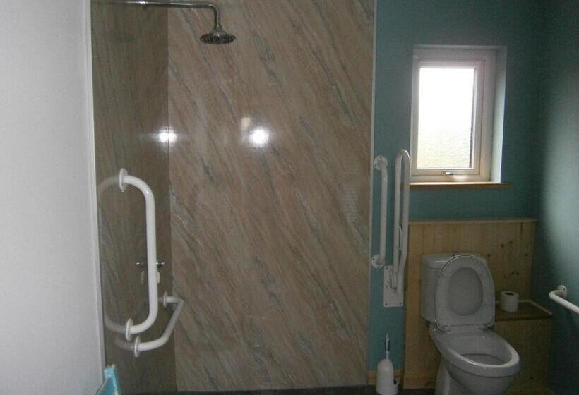 Albergue Otter Bunkhouse