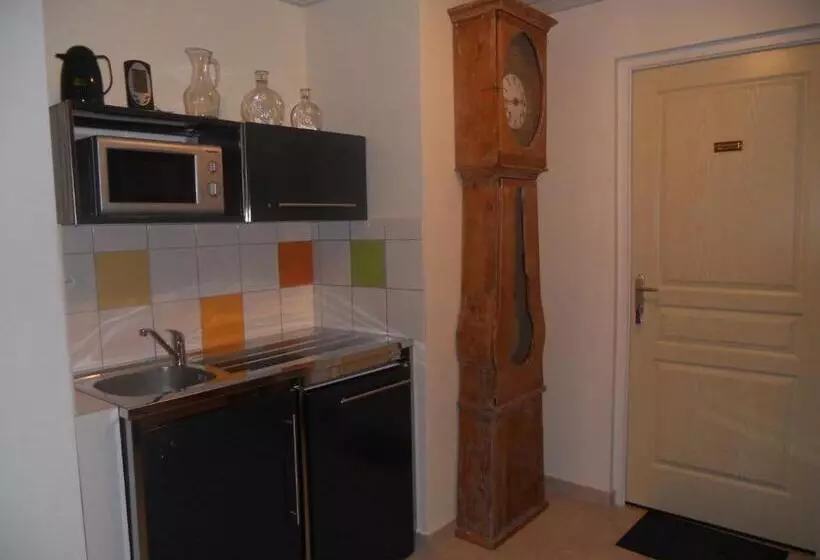 ベッドアンドブレックファースト Annie Jouve Chambres D Hôtes Champassis