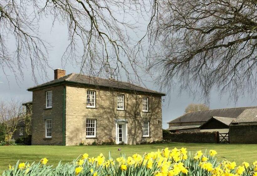 مبيت وإفطار Ashton Lodge Farm