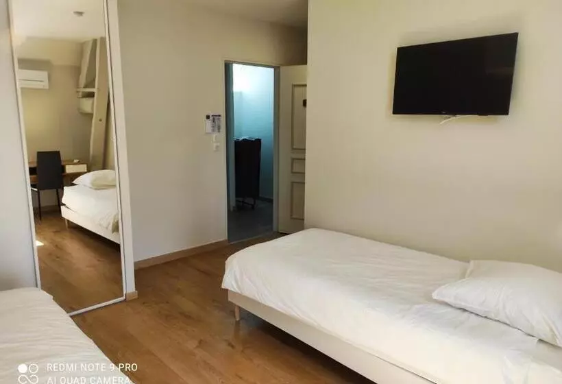 Aamiaismajoitus (B&B) Chambre D Hôtes Le Domaine Des Hirondelles