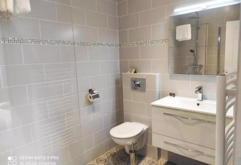 Aamiaismajoitus (B&B) Chambre D Hôtes Le Domaine Des Hirondelles