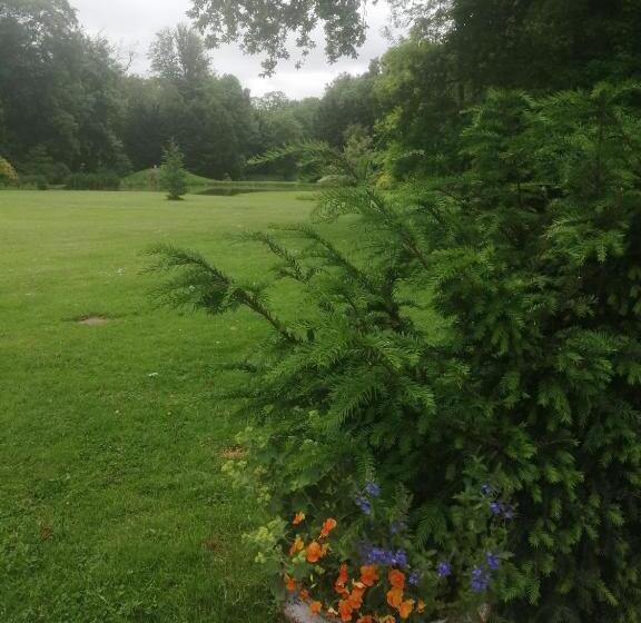 مبيت وإفطار Chambre E André Le Domaine Des Jardins De Bracquetuit