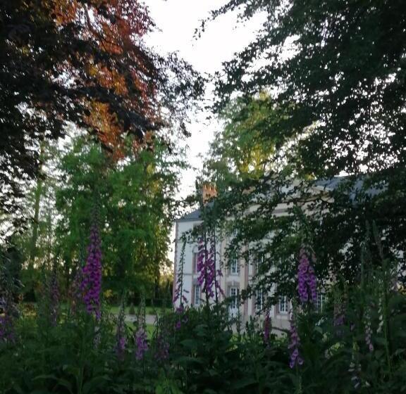 مبيت وإفطار Chambre E André Le Domaine Des Jardins De Bracquetuit