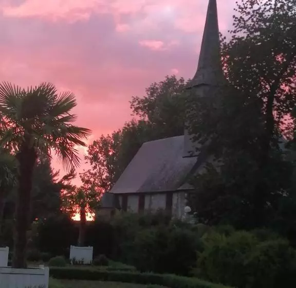 Aamiaismajoitus (B&B) Chambre E André Le Domaine Des Jardins De Bracquetuit