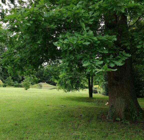 مبيت وإفطار Chambre E André Le Domaine Des Jardins De Bracquetuit