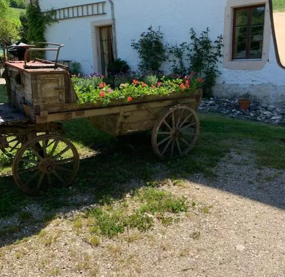 Aamiaismajoitus (B&B) Chez Dodo 2534 Orvin Le Foncet