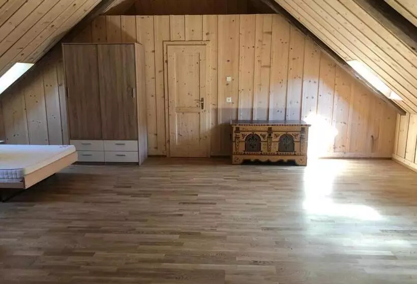 Aamiaismajoitus (B&B) Chez Dodo 2534 Orvin Le Foncet