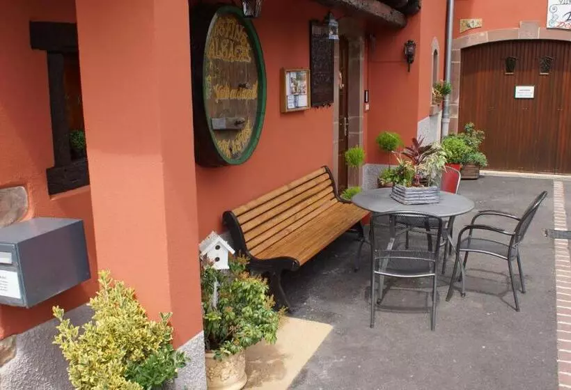 ベッドアンドブレックファースト Domaine Bleesz