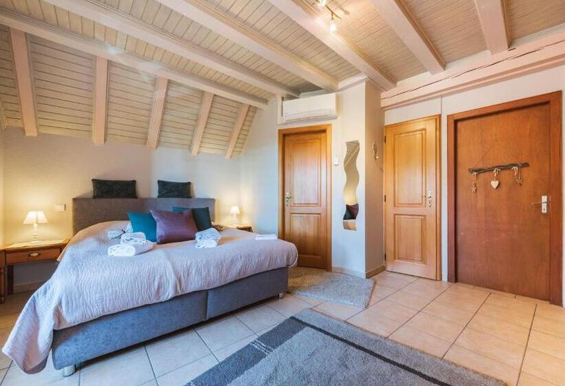 مبيت وإفطار Domaine Bleesz