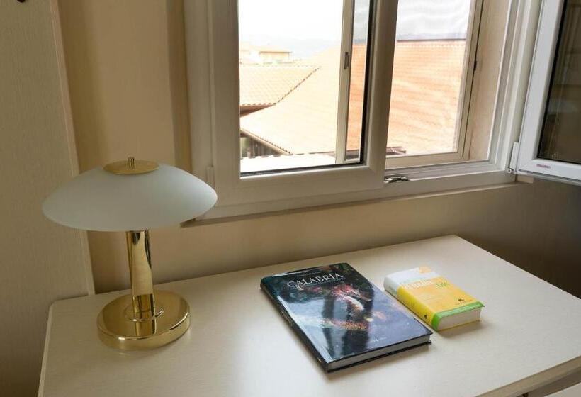 مبيت وإفطار Il Giardino Degli Allori