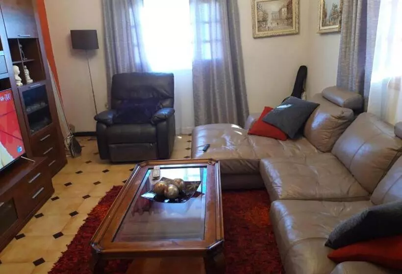 Aamiaismajoitus (B&B) Los Molinos