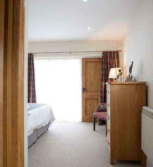 مبيت وإفطار The Red Lion, Barn Accommodation