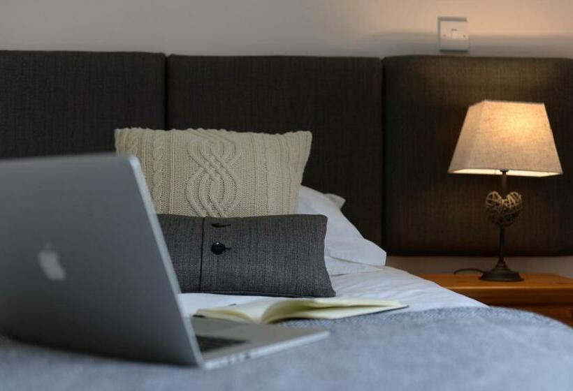 مبيت وإفطار The Red Lion, Barn Accommodation