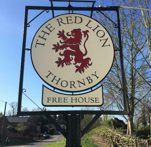 مبيت وإفطار The Red Lion, Barn Accommodation