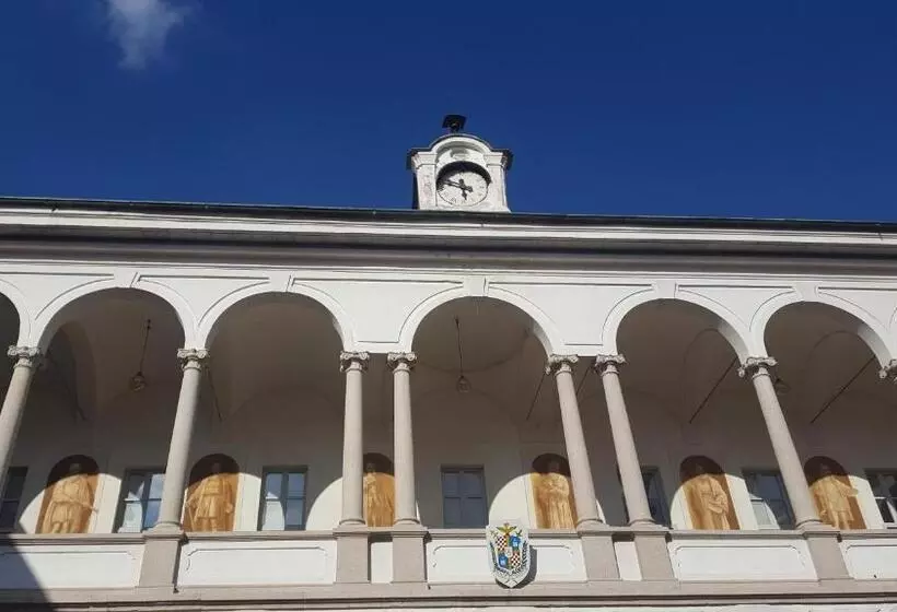 Aamiaismajoitus (B&B) Villa Terzaghi